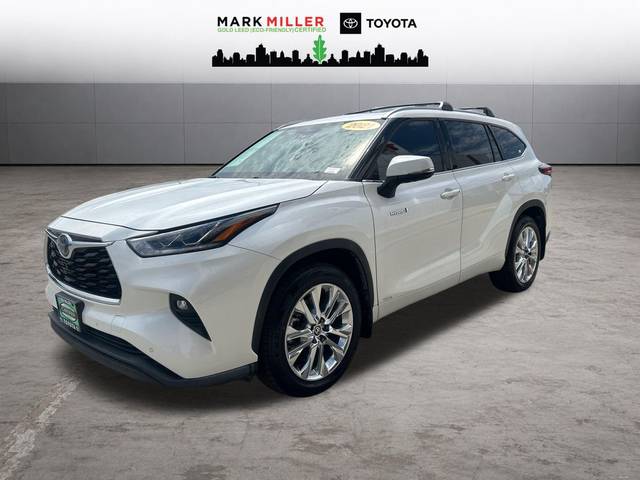 2021 Toyota Highlander Hybrid Limited AWD photo