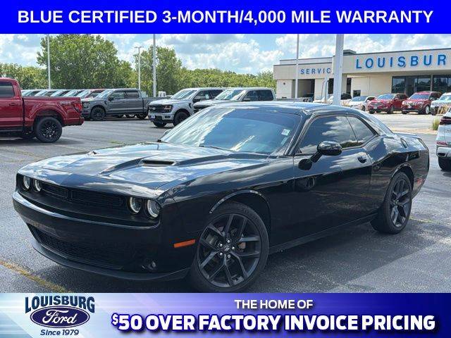 2021 Dodge Challenger SXT RWD photo