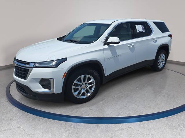 2023 Chevrolet Traverse LS AWD photo