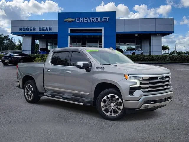 2023 Chevrolet Silverado 1500 High Country 4WD photo