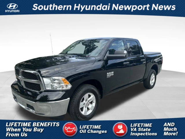 2023 Ram 1500 SLT 4WD photo