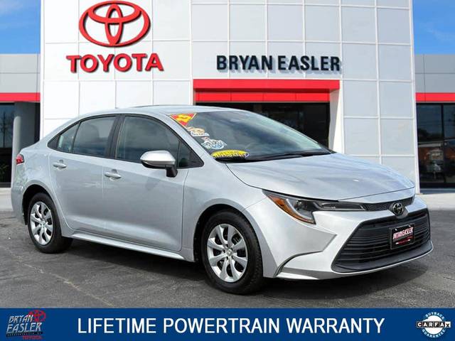 2023 Toyota Corolla LE FWD photo