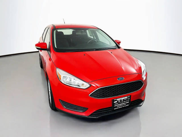 2017 Ford Focus SE FWD photo