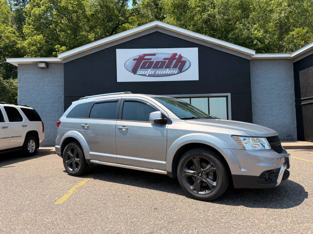 2020 Dodge Journey Crossroad FWD photo