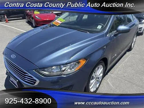 2019 Ford Fusion SE FWD photo