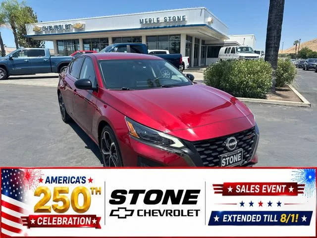 2023 Nissan Altima 2.5 SR FWD photo