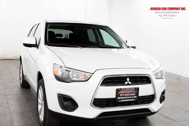 2015 Mitsubishi Outlander Sport ES 4WD photo