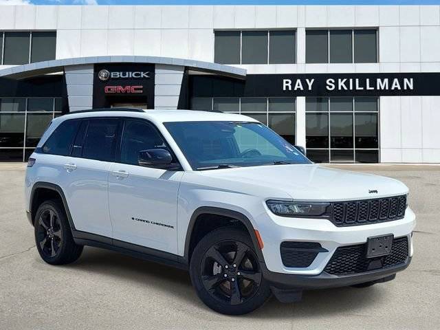 2023 Jeep Grand Cherokee Altitude RWD photo