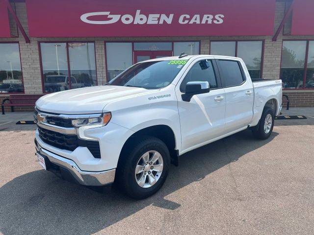 2022 Chevrolet Silverado 1500 LT 4WD photo