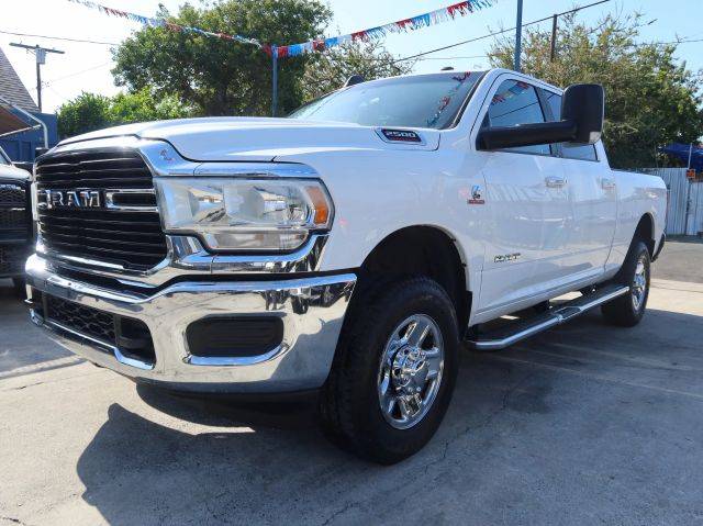 2019 Ram 2500 Big Horn 4WD photo