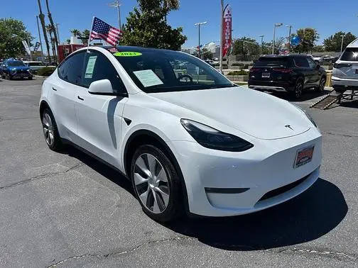 2023 Tesla Model Y Long Range AWD photo