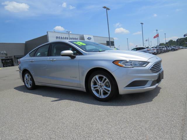 2018 Ford Fusion S FWD photo