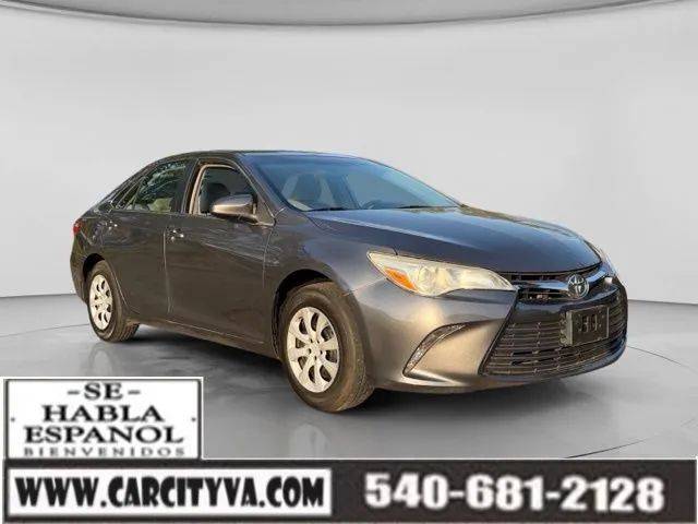 2015 Toyota Camry LE FWD photo