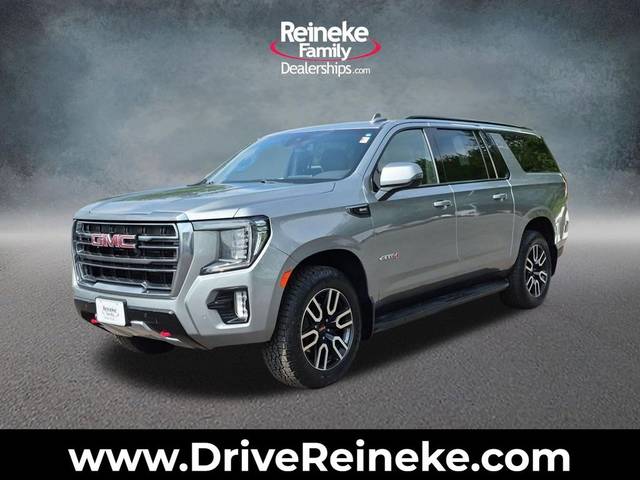 2023 GMC Yukon XL AT4 4WD photo