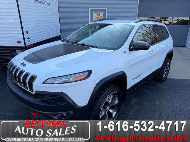 2017 Jeep Cherokee Trailhawk 4WD photo