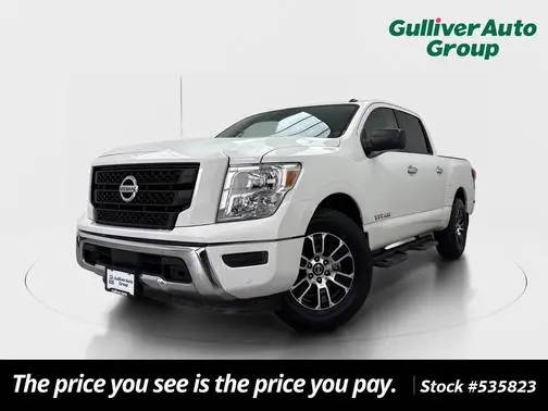 2021 Nissan Titan SV RWD photo