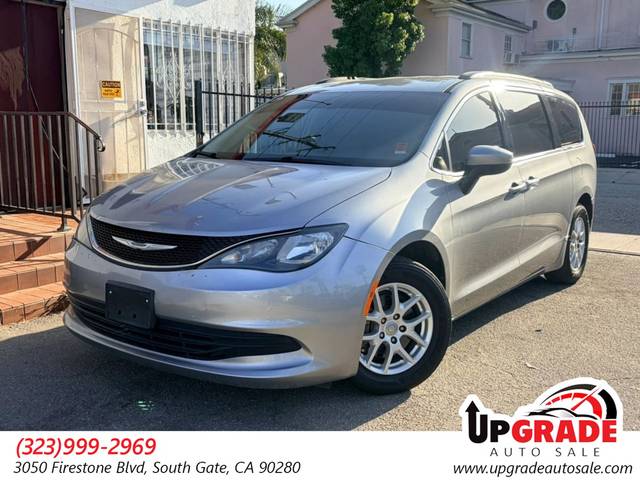 2020 Chrysler Voyager LXi FWD photo