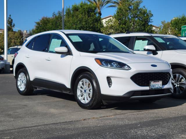 2020 Ford Escape SE FWD photo