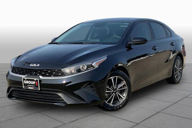 2022 Kia Forte LXS FWD photo