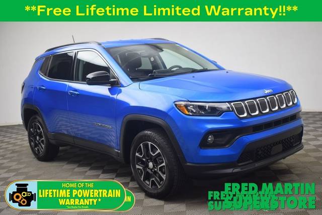 2022 Jeep Compass Latitude 4WD photo