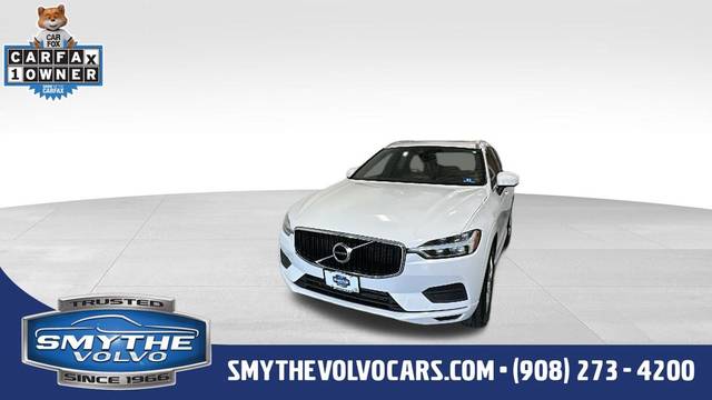 2020 Volvo XC60 Momentum AWD photo