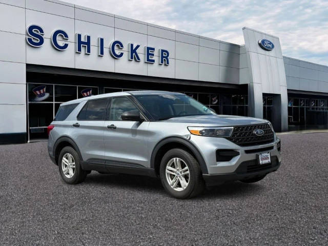 2023 Ford Explorer Base 4WD photo