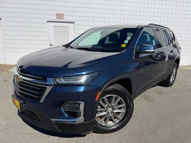 2023 Chevrolet Traverse LT Cloth FWD photo