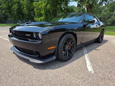 2016 Dodge Challenger SRT Hellcat RWD photo