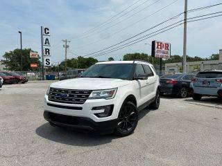 2017 Ford Explorer XLT 4WD photo