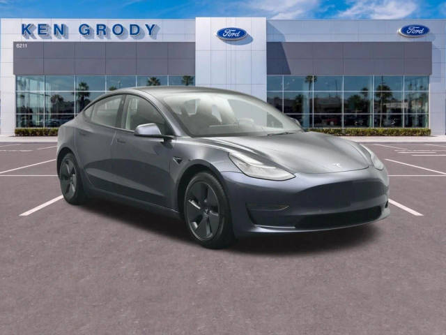 2022 Tesla Model 3 Long Range AWD photo
