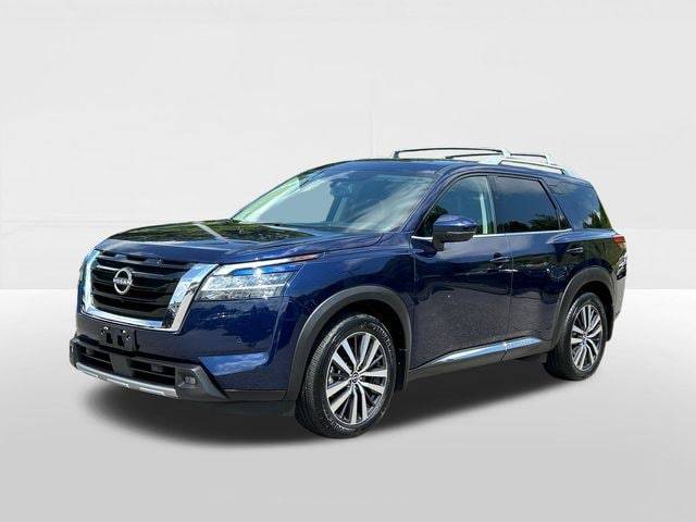 2022 Nissan Pathfinder Platinum 4WD photo