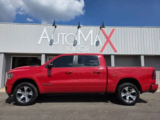 2022 Ram 1500 Laramie 4WD photo