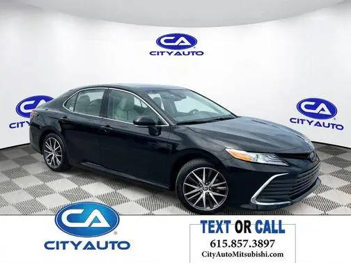 2022 Toyota Camry Hybrid XLE FWD photo