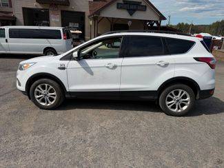 2017 Ford Escape SE 4WD photo
