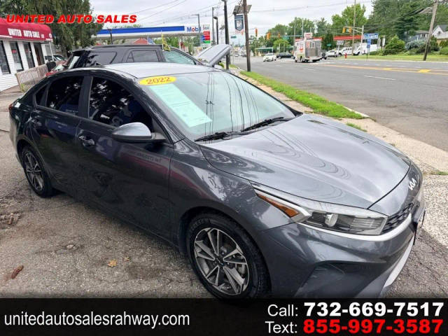 2022 Kia Forte LXS FWD photo