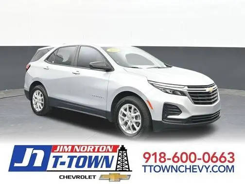 2022 Chevrolet Equinox LS FWD photo