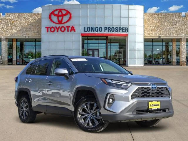 2022 Toyota RAV4 Hybrid XLE Premium AWD photo
