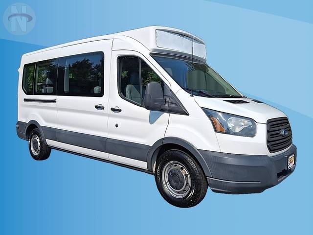 2016 Ford Transit Passenger Wagon XL RWD photo