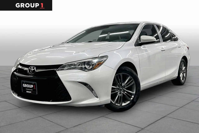 2015 Toyota Camry SE FWD photo