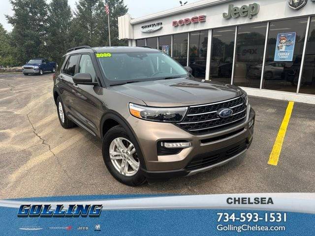 2021 Ford Explorer XLT 4WD photo