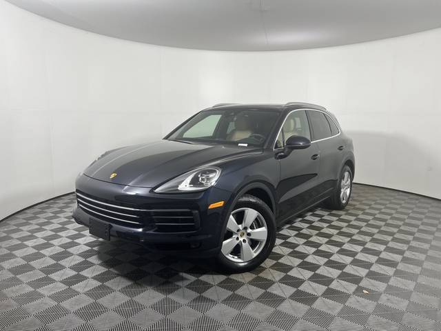 2023 Porsche Cayenne AWD photo