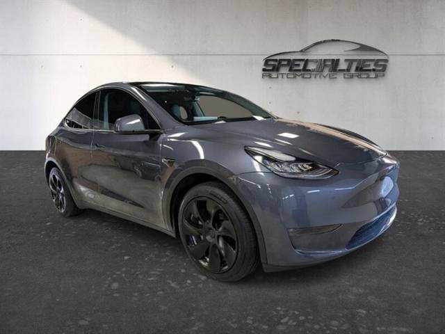 2023 Tesla Model Y Long Range AWD photo