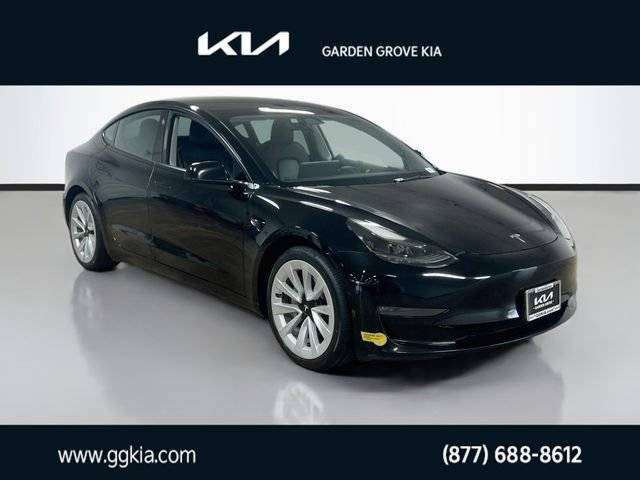 2022 Tesla Model 3 Long Range AWD photo