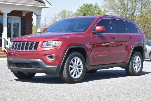 2015 Jeep Grand Cherokee Laredo 4WD photo