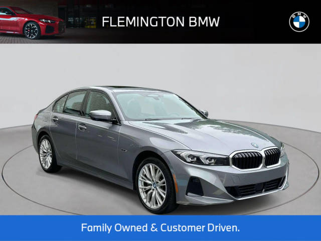 2023 BMW 3 Series 330e xDrive AWD photo