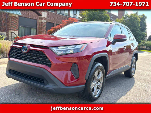 2023 Toyota RAV4 Hybrid XLE AWD photo