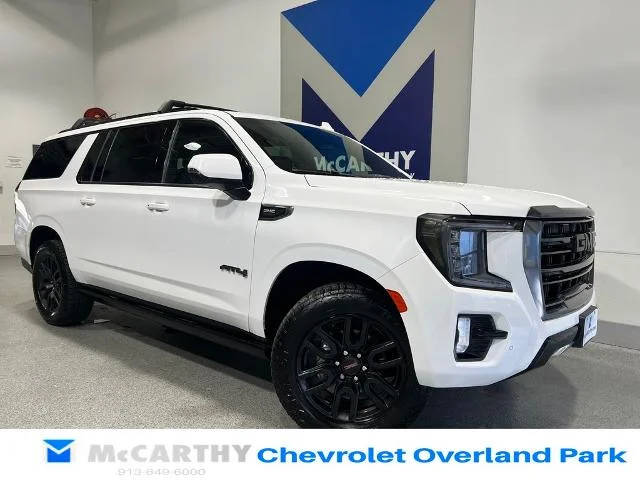 2022 GMC Yukon XL AT4 4WD photo
