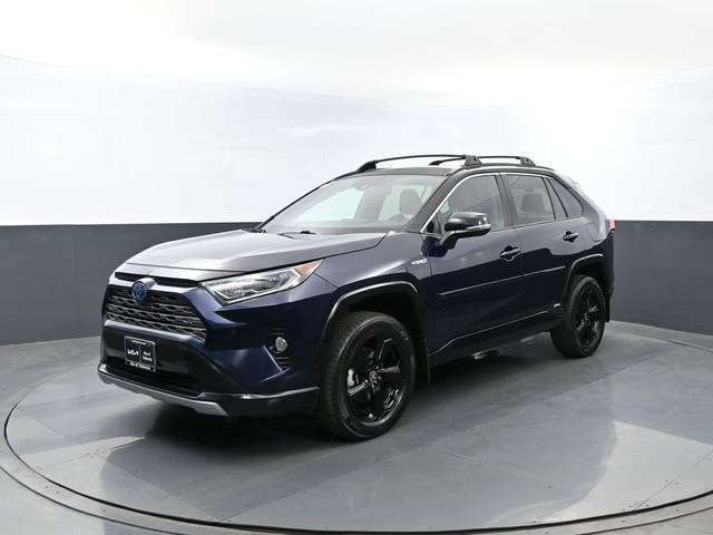 2021 Toyota RAV4 Hybrid XSE AWD photo