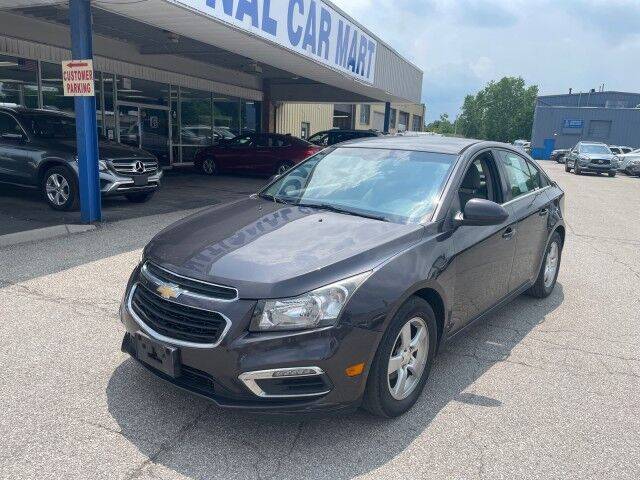 2016 Chevrolet Cruze LT FWD photo