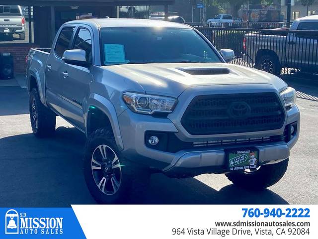 2016 Toyota Tacoma TRD Sport RWD photo